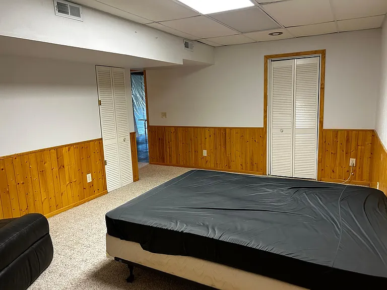 655 Grand Ct — Photo 17