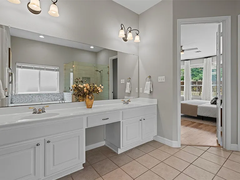 1604 Tahoka Daisy Dr — Photo 23