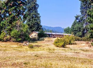 35896 Valley View Ln, Halfway, OR 97834