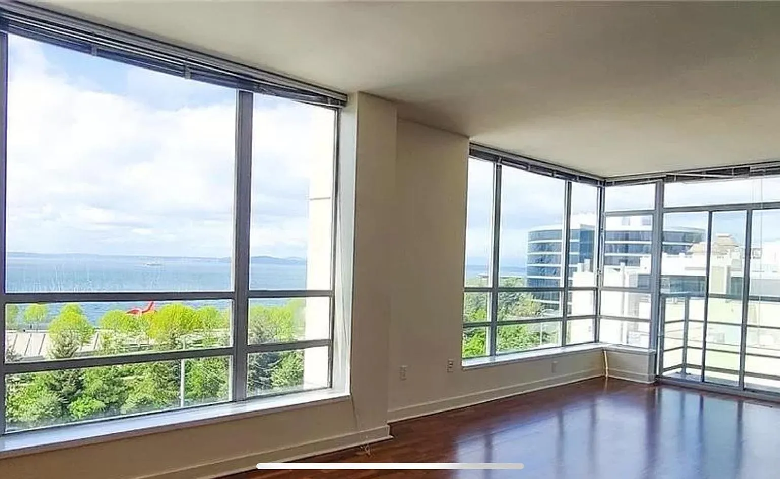 2 bed, 1125 sqft, $3,950 — Photo 1