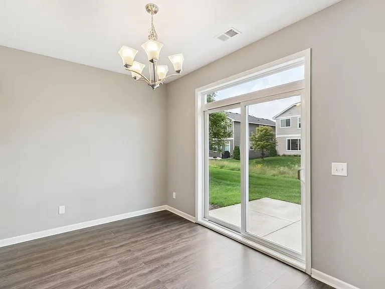 12420 Bataan St NE — Photo 6