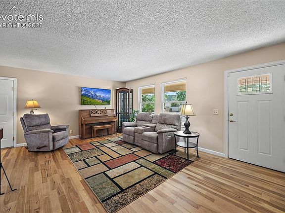 5th image of 2215 Westmoreland Rd