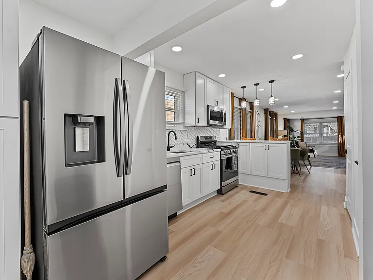 5503 Jay St NE — Photo 17