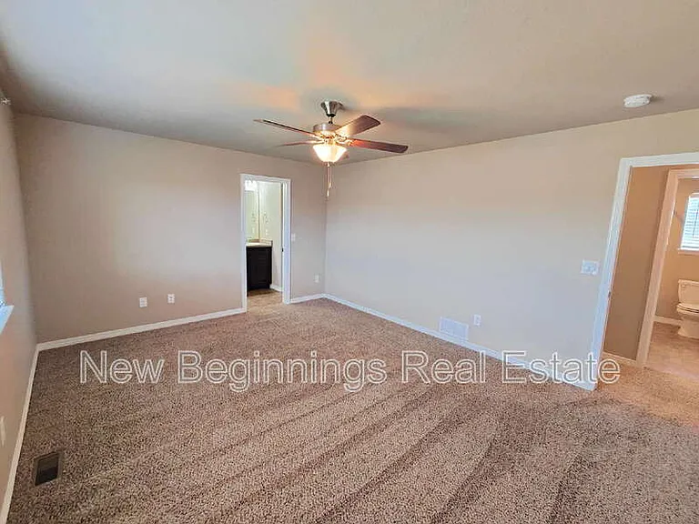 6134 Meadowbank Ln — Photo 12