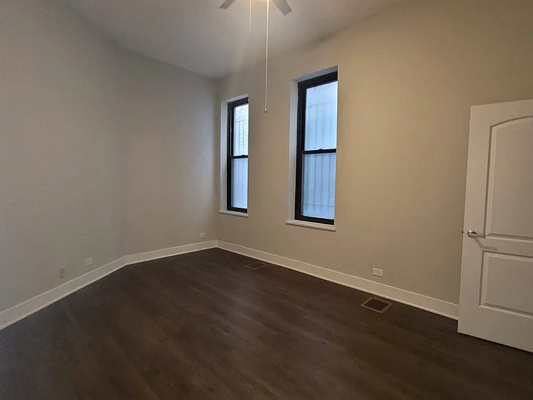 1727 N Halsted St — Photo 9