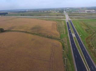 2933 Pleasant Valley Rd, West Bend, WI 53095