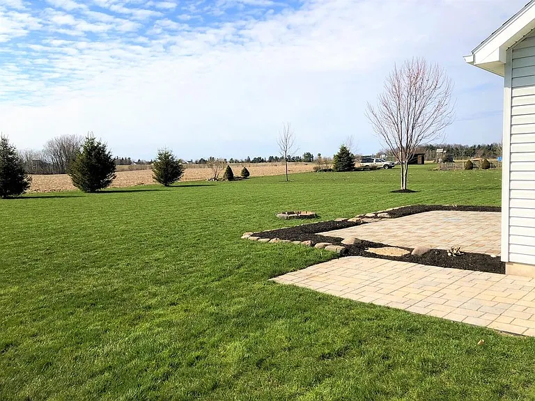 4 Shirley Dr — Photo 15