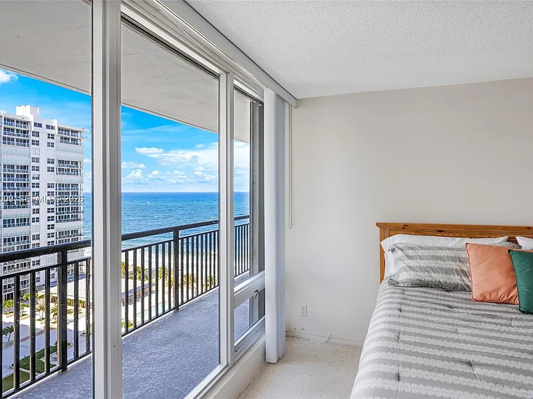 4280 Galt Ocean Dr #12H — Photo 14