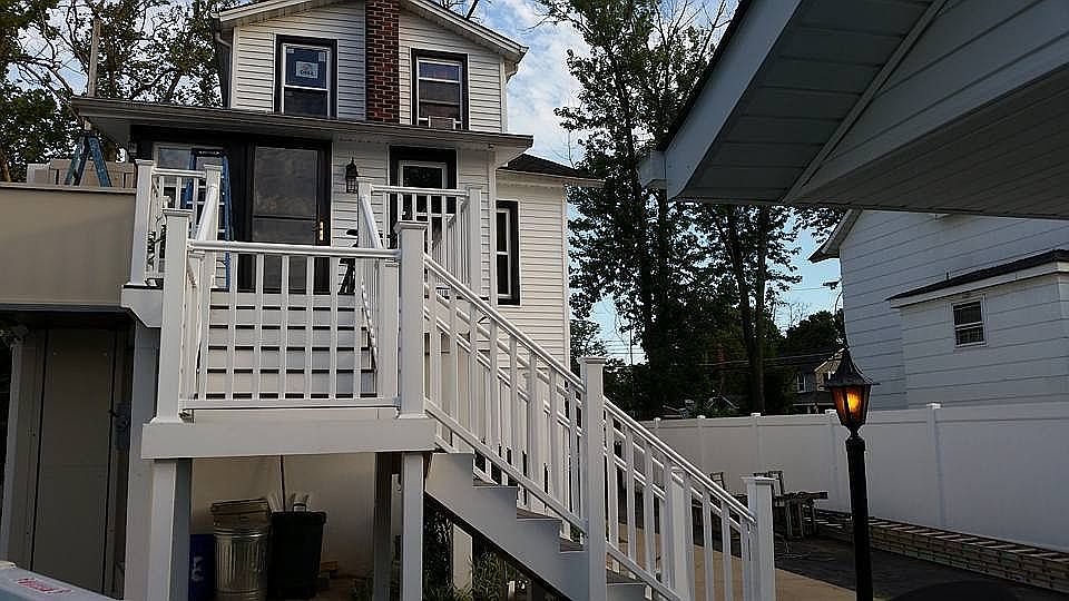 wheelchair lift on side 