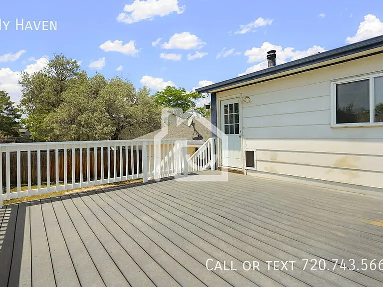 17898 E Mexico Dr — Photo 20