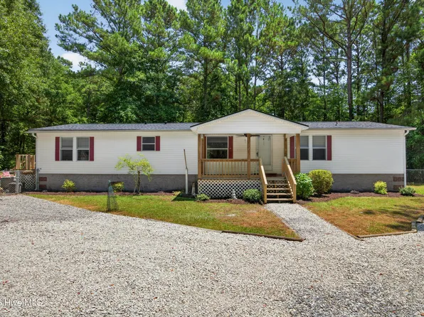 153 Tar Landing Road, Holly Ridge, NC 28445