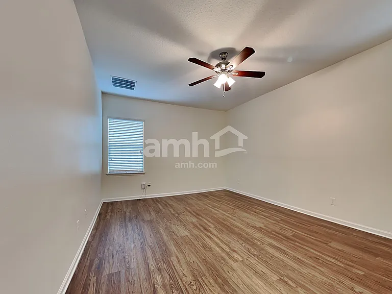 235 Buck Run Way St — Photo 10