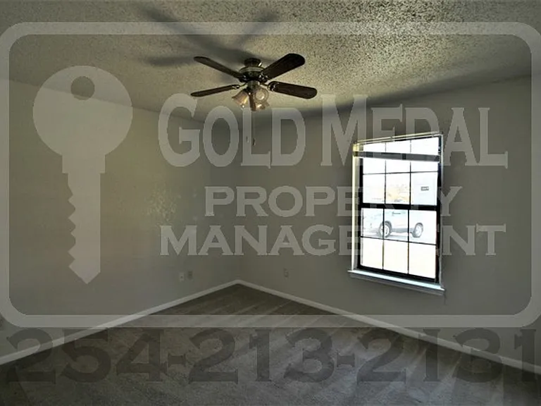 109 Benjamin Cir — Photo 14