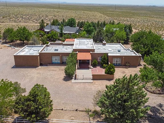 2nd image of 202 Playa Verde Pl