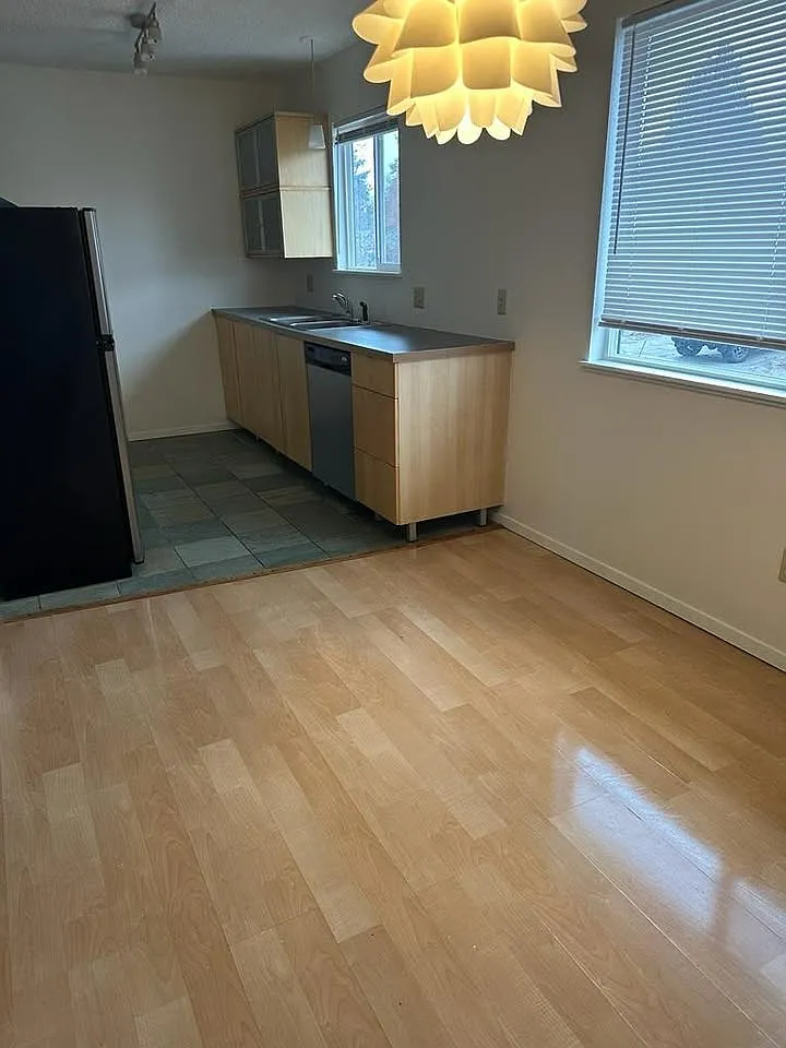 2 bed, 815 sqft, $1,595 — Photo 3