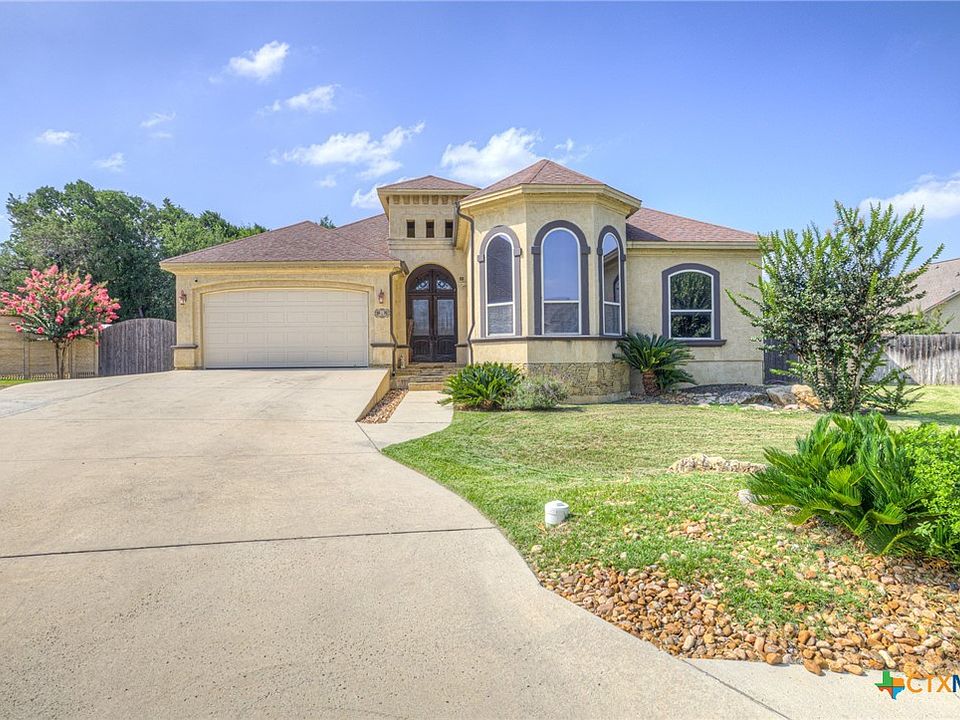 1st image of 838 Lodge Creek Dr
