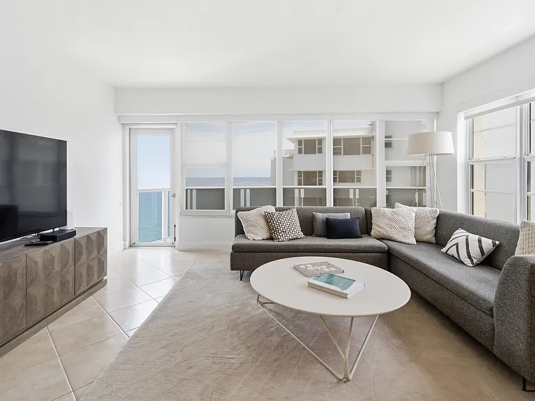 3700 Galt Ocean Dr #1510 — Photo 2