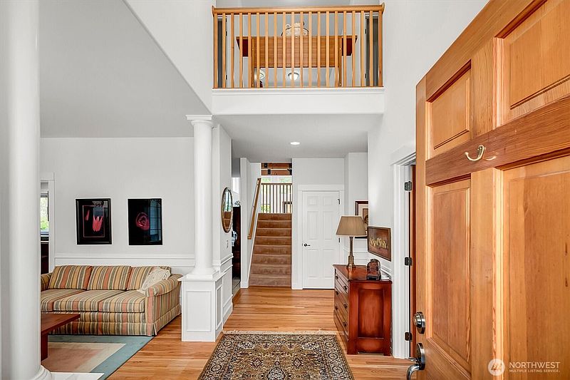 3rd image of 6477 Cultus Bay Road
