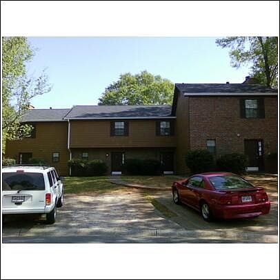 2nd image of 3001 Hawthorne Pl SE APT 3