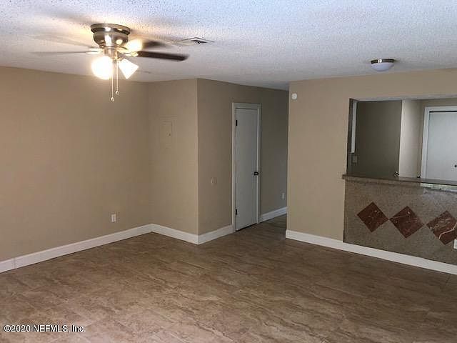 1st image of 4418 Melissa Ct W