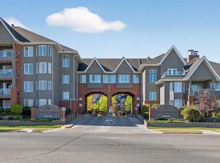 15 E Everstone Dr SW #446, Calgary, AB T2Y5B5