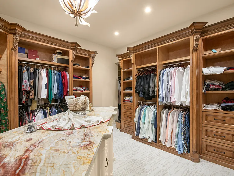 4358 Cresthaven Dr — Photo 37
