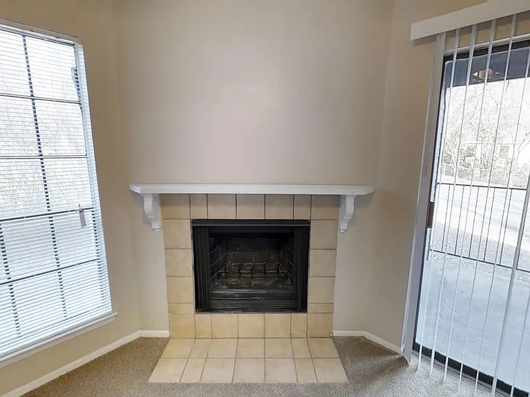 Willow Hill Apartments — Photo 31