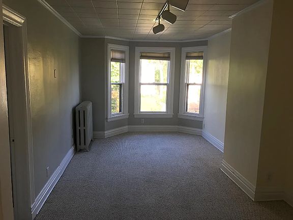 3rd image of 20 Congress St W #2