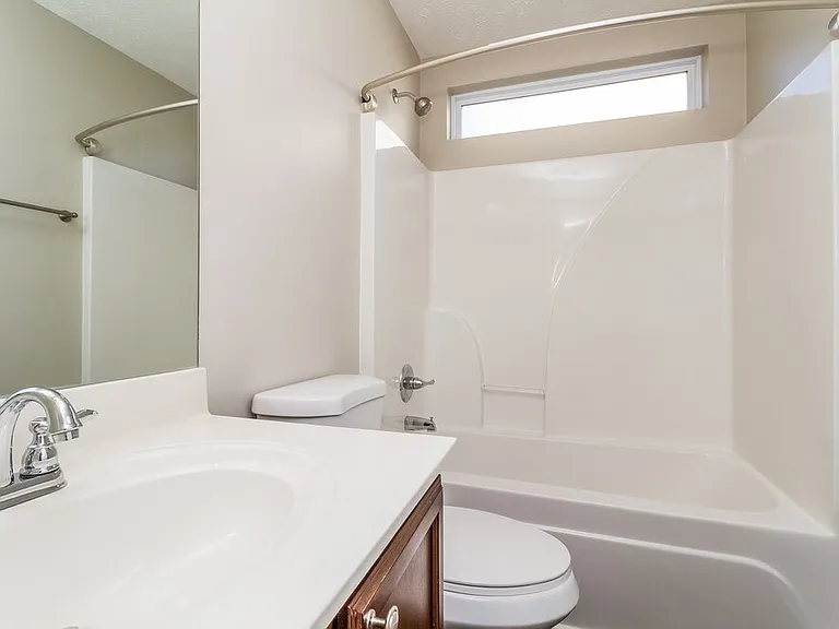 327 Sarava Ln — Photo 16