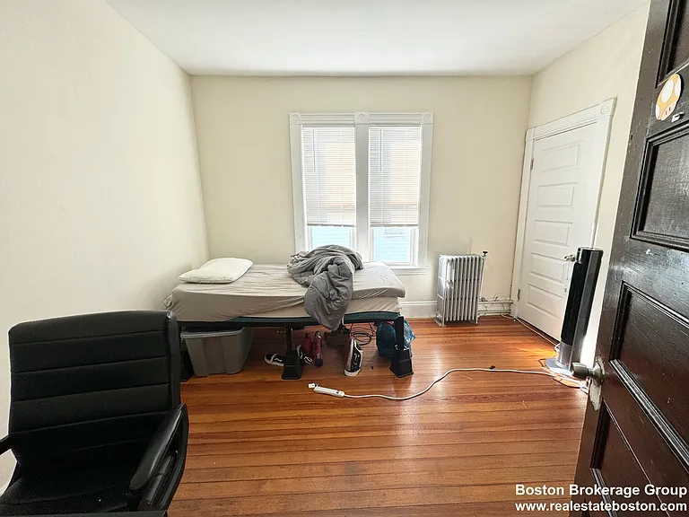 692 Columbia Rd #3 — Photo 7