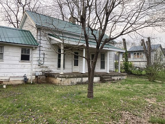 3rd image of 313 S Walnut St