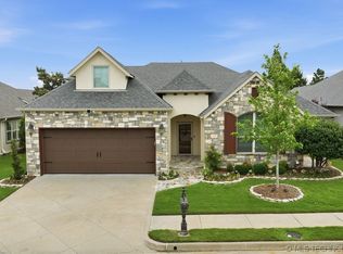 8409 S Olympia Ave, Tulsa, OK 74132