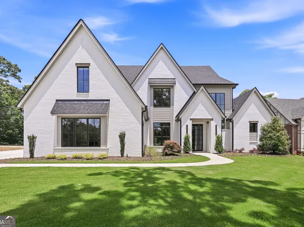 644 E Lake Dr, Gainesville, GA 30506