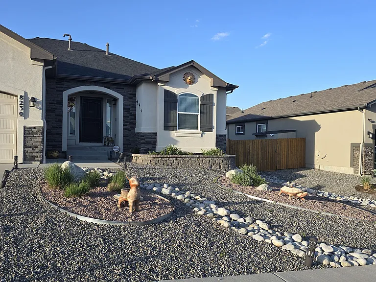 8230 Scoby Ct — Photo 2