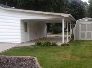 476 N 9th St, Oskaloosa, IA 52577
