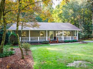 19 Pinecroft Ln, Fletcher, NC 28732