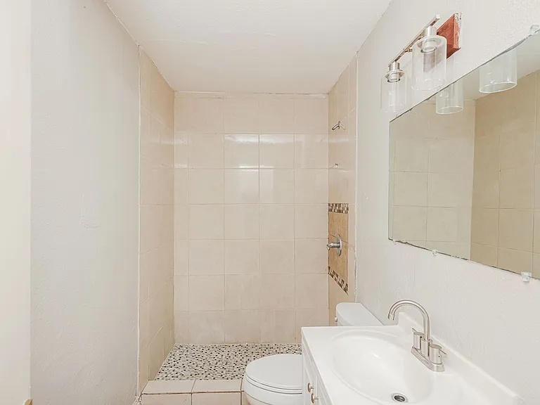 5175 Cardiff St — Photo 15