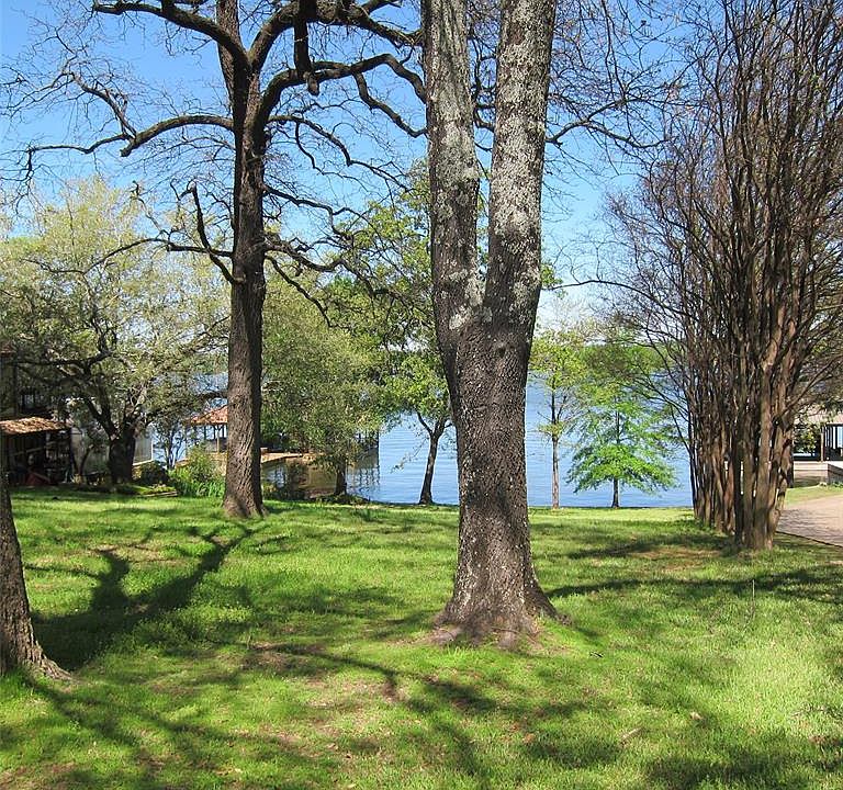 1st image of 228 N Bay Dr Lot 84