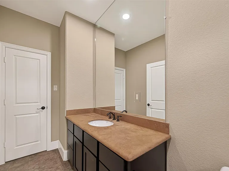4204 Eli St #A — Photo 38