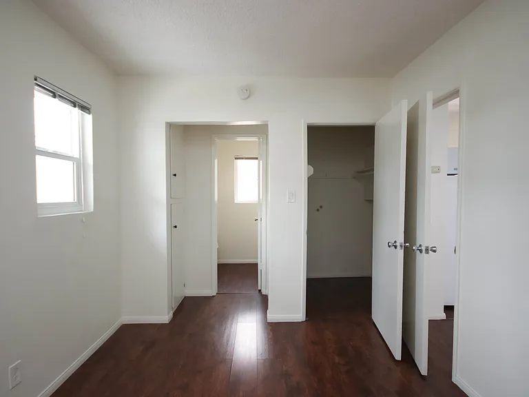 132 N Allen Ave #7 — Photo 12