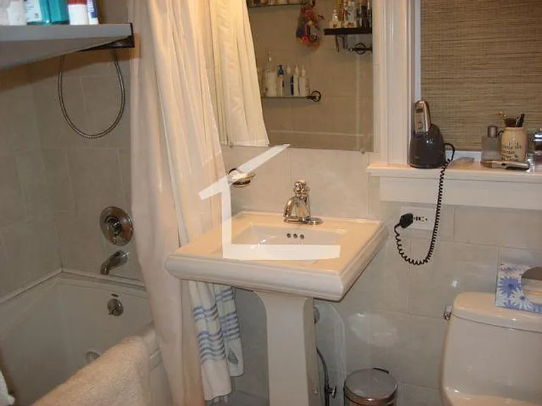 160 L St #2 — Photo 6
