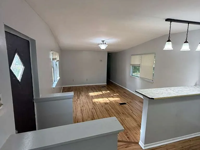 7661 Bentwillow Dr — Photo 3