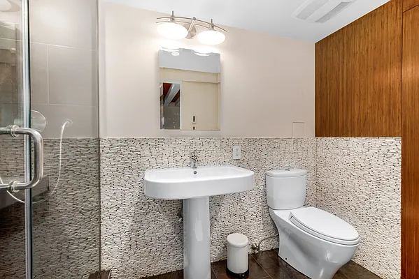 Rented by Compass | media 11