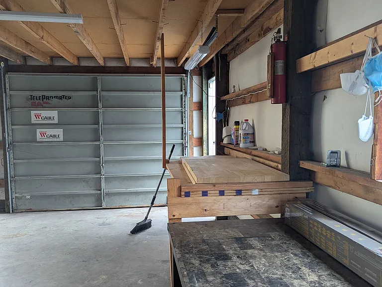 24th Ave SW — Photo 23
