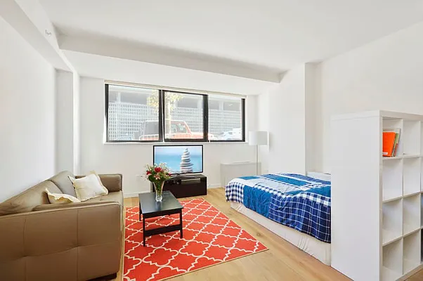 Rented by Corcoran | media 22