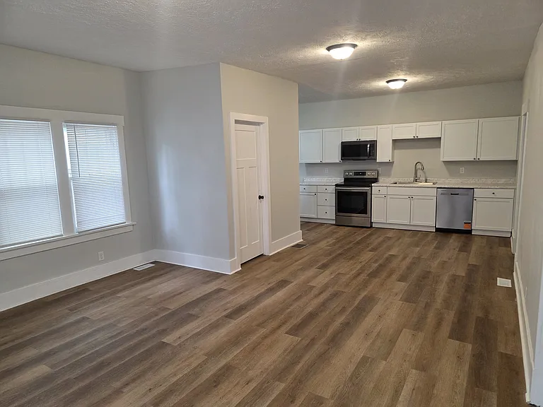 2777 California Ct — Photo 6