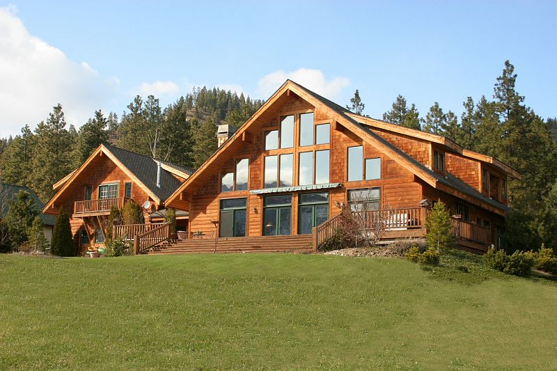 Haugen Lodge and Guest House