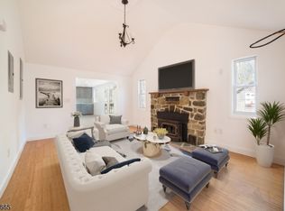 227 Wawayanda Rd, Highland Lakes, NJ 07422