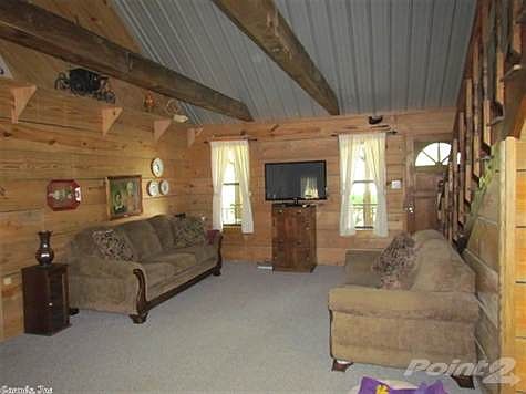 2nd image of 640 Old Highway 13