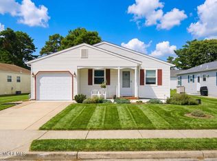 3 Wojtyla Ct, Toms River, NJ 08757